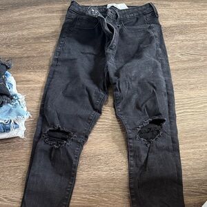 Abercrombie & Fitch Black Distressed Jeans